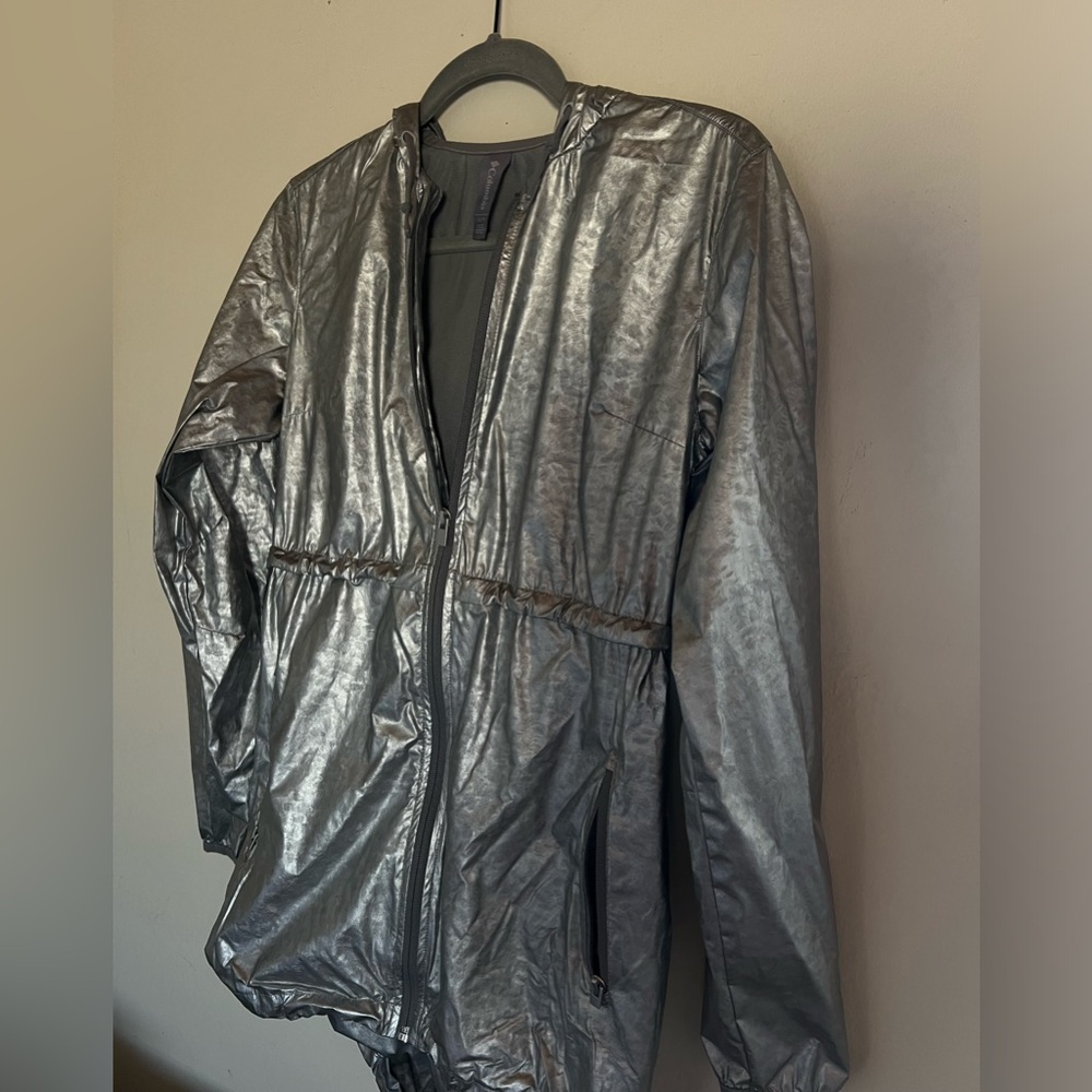 Columbia Women's Flash Challenger Long Windbreaker Size XS